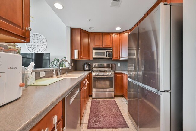 Building Photo - 172 Price Ct