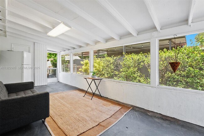 Building Photo - 3711 SW 58th Ave