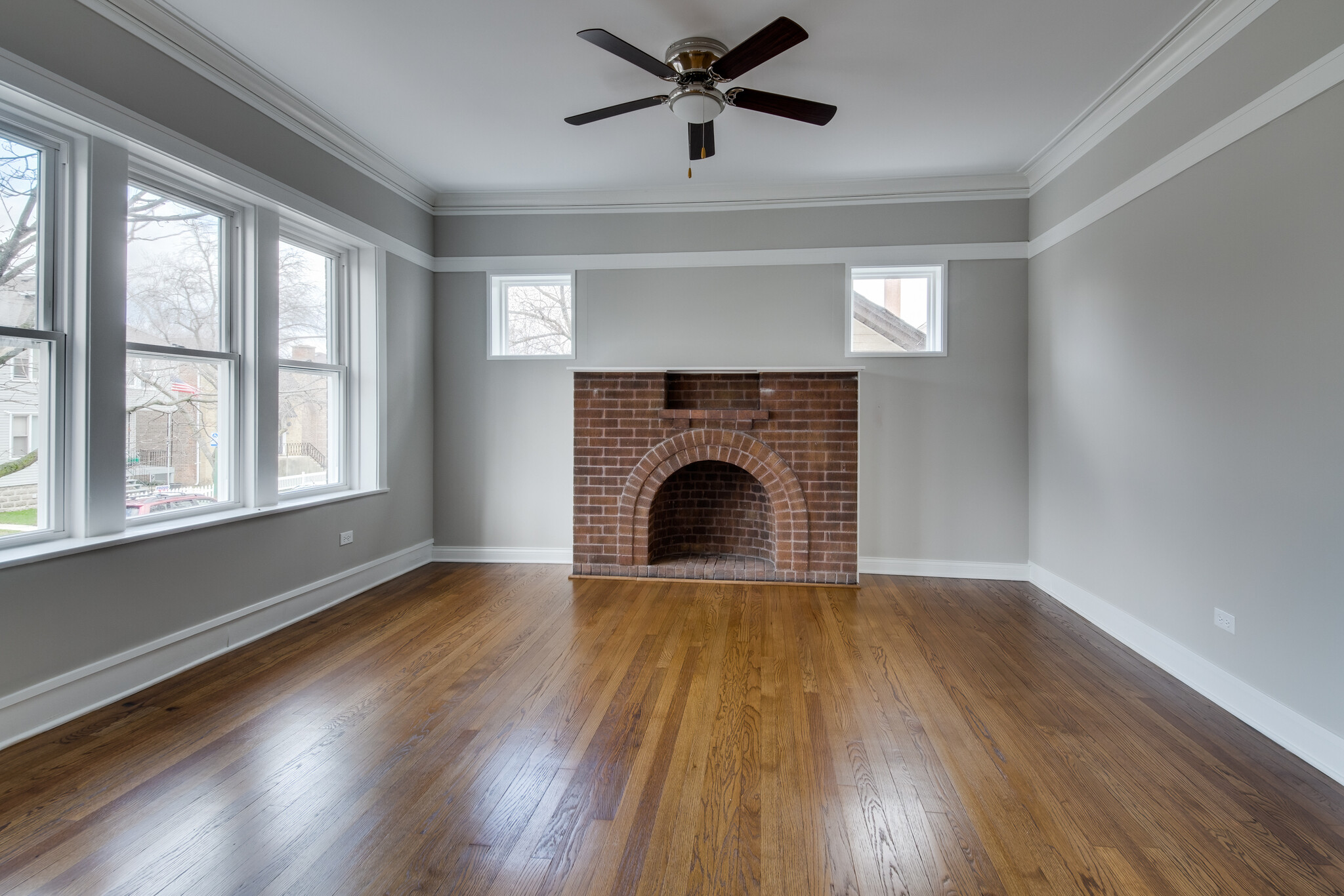 Building Photo - 3707 N Lockwood Ave