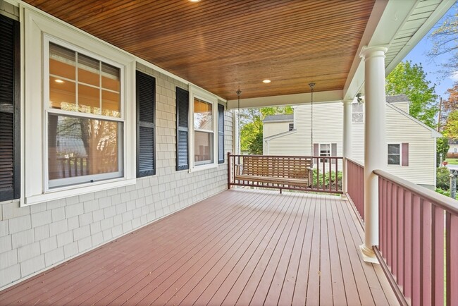 Building Photo - 62 Harding Rd
