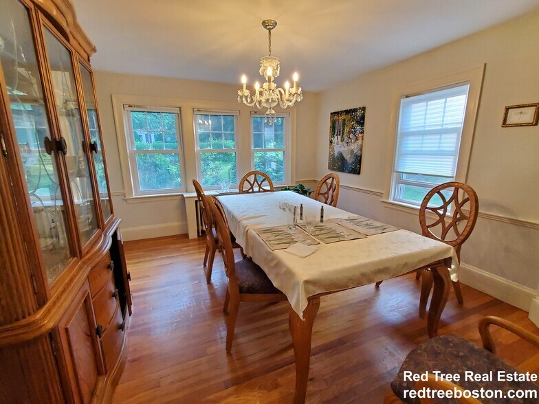 Building Photo - 58 Longfellow Rd