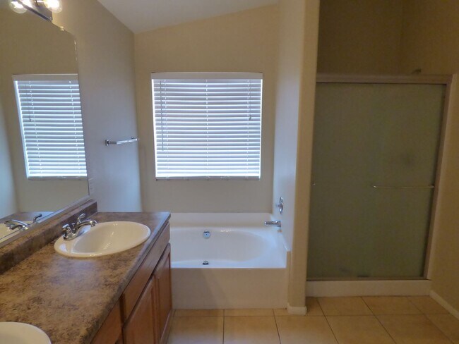 Building Photo - New paint and plank flooring.....convenien...