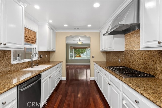 Building Photo - 2581 Fairway Dr