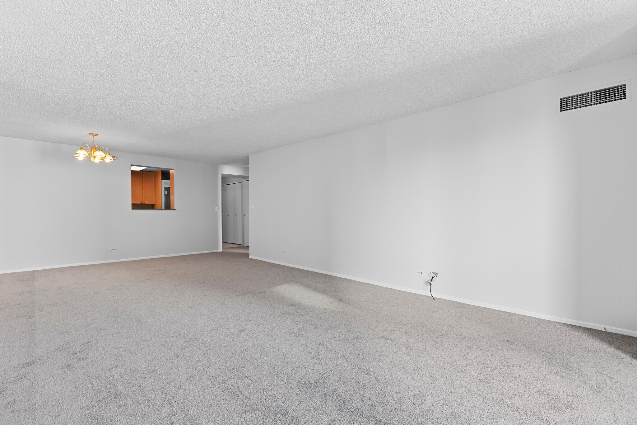 Building Photo - 195 N Harbor Dr