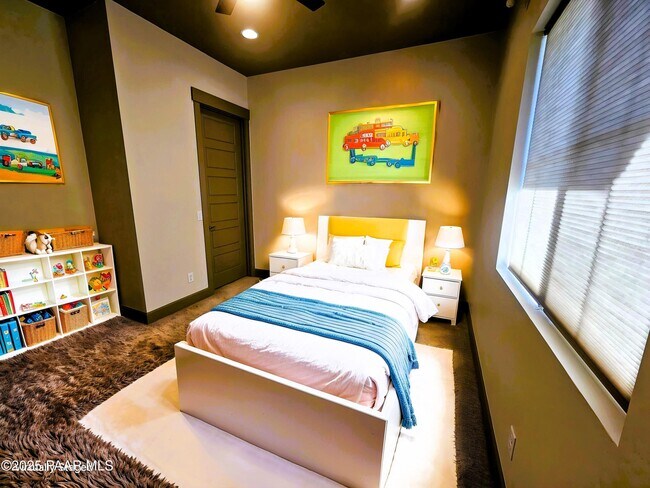 Building Photo - 12665 Gyda Cir