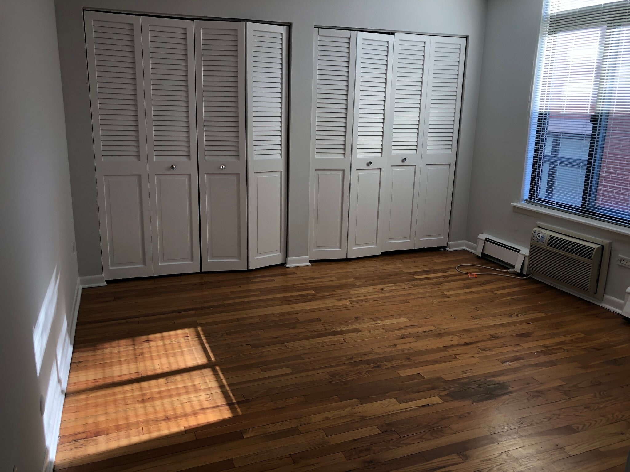 Bedroom - 1750 N Mohawk St