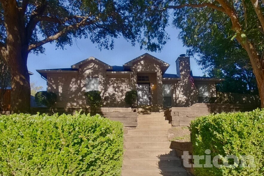 Primary Photo - 8707 Woodrigg Dr