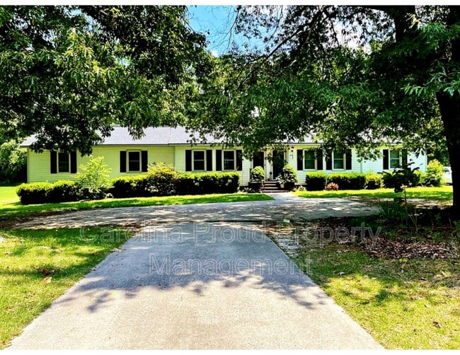 Primary Photo - 487 Huntingridge Rd