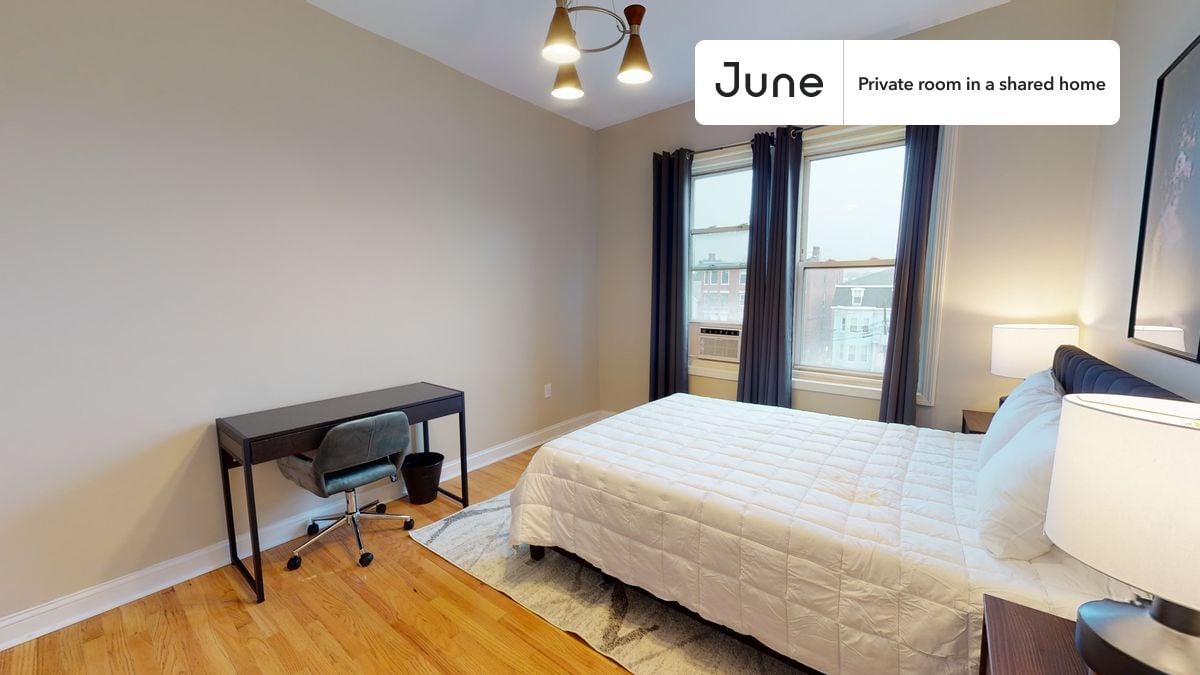 Building Photo - Room in Shared 4 bed/1 bath home in Allston