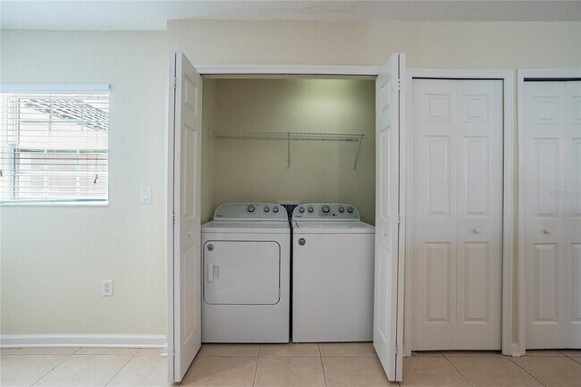 Building Photo - 8313 Foster Dr