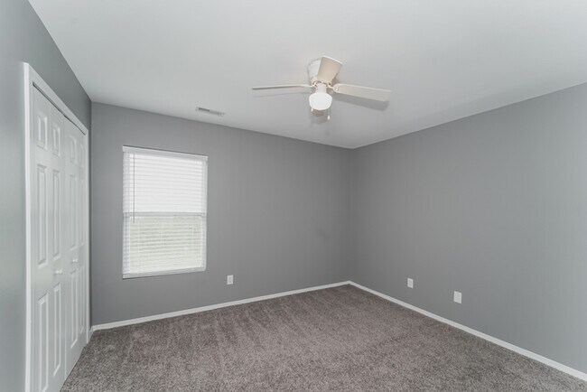 Building Photo - 12825 Old Iron Ln