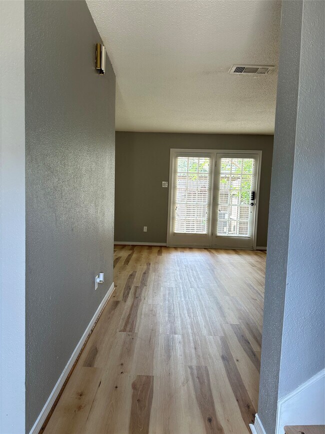 Building Photo - 14567 Still Meadow Dr