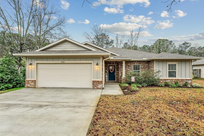 Building Photo - 9013 Timber Ln