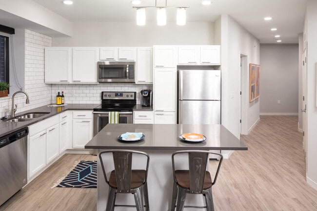 Kitchen - Confluence on 3rd Apartments