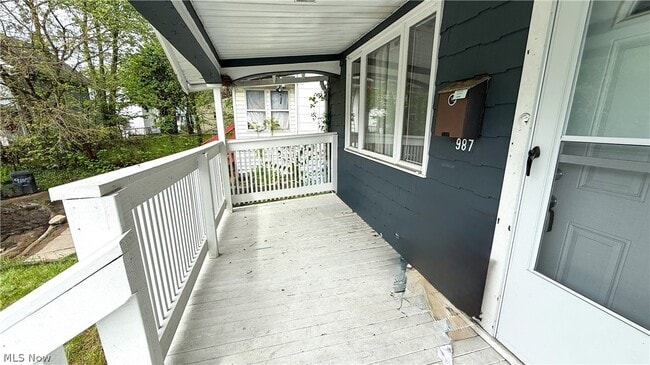 Building Photo - 987 Boone St