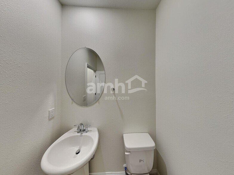 Building Photo - 3254 Riva Ridge Ct