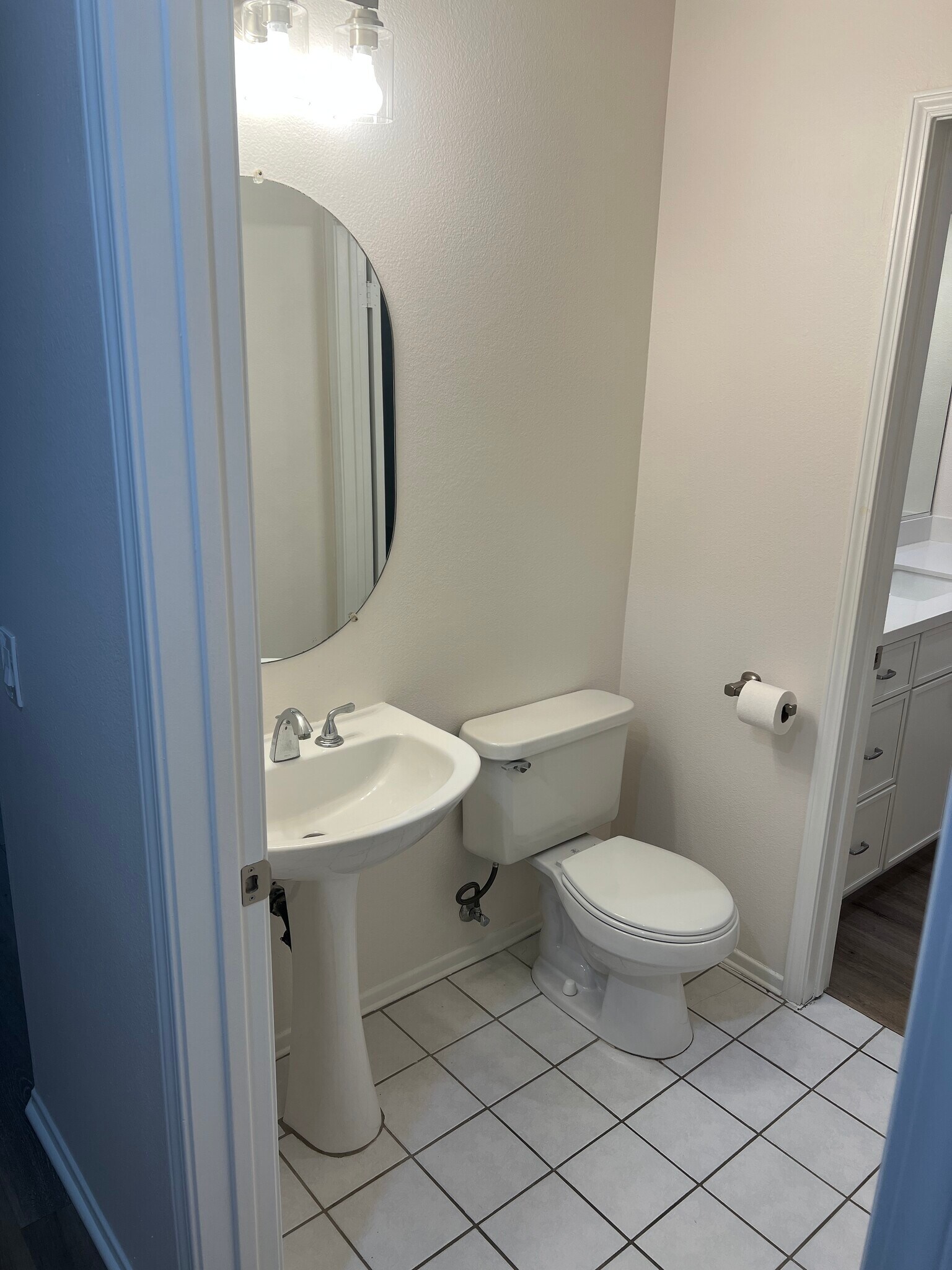 guest bathroom - 128 California Ct