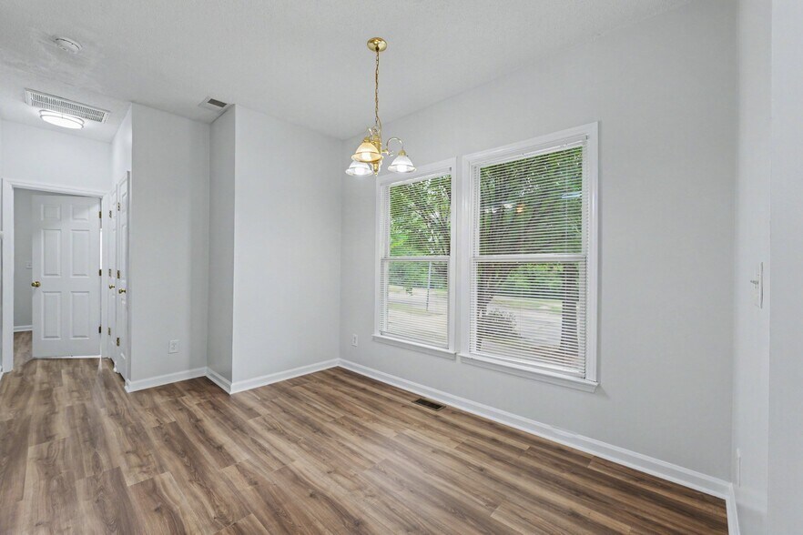 Building Photo - 2211 Charles Harshaw Ave