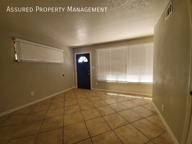 Building Photo - 6303 Yellowstone St