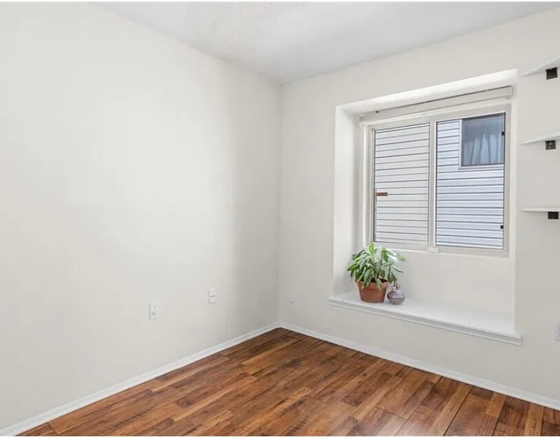 Building Photo - 9739 Wagon Train