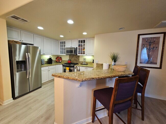 Building Photo - 45245 Seeley Dr