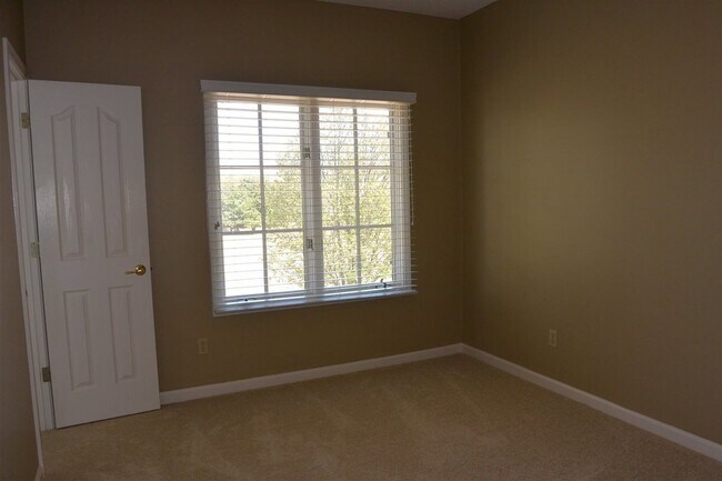 Building Photo - 865 Schilling Farm Cir