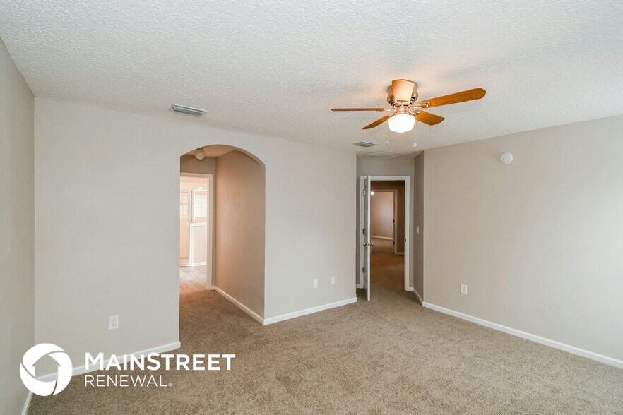 Building Photo - 9370 Jayhawk Ln