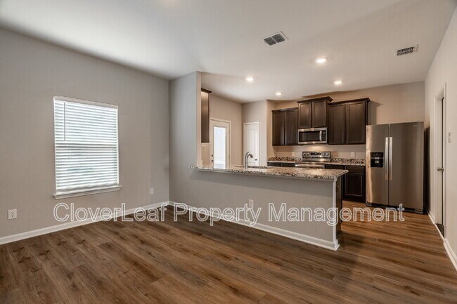 Building Photo - 9118 Bennett Frst