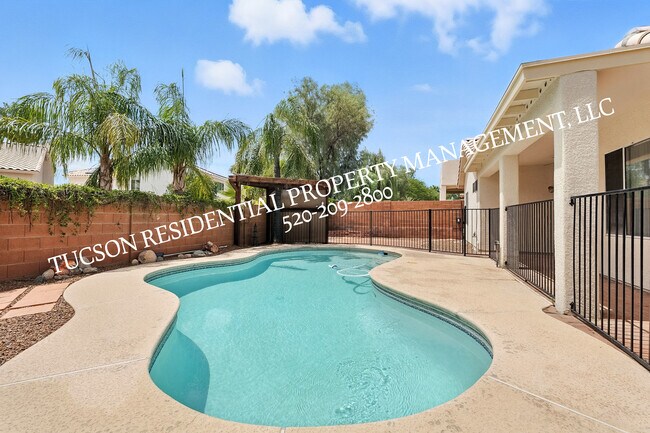 Building Photo - 11399 Silver Pheasant Loop