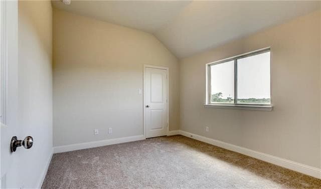 Building Photo - 905 Overton Ave