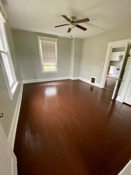 Building Photo - 3927 Cass Ave