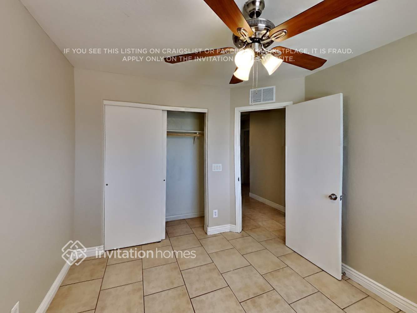 Building Photo - 5628 S 11th Dr