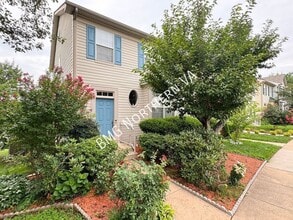 Building Photo - 10230 Magnolia Grove Dr