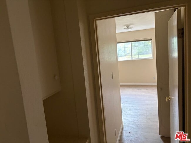 Building Photo - 20477 Mayall St