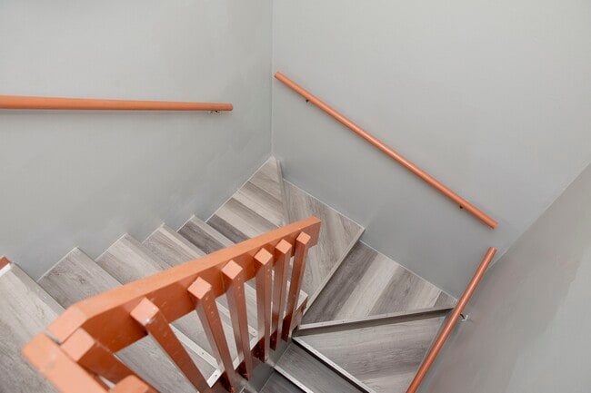 Building Photo - 363 Meadow Green Ln