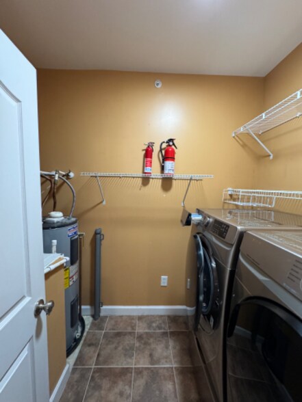 Building Photo - 11719 Ridgeway Park Dr