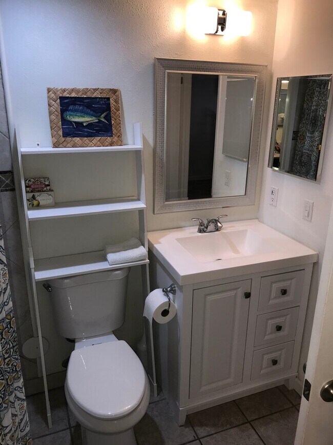 Building Photo - Nicely Furnished, tastefully remodeled, downstairs Kihei Villages with 2 designated parking spaces