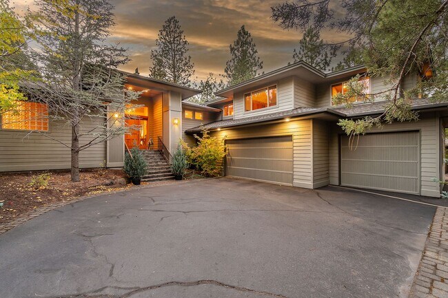 Primary Photo - Gated Community in Awbrey Glen