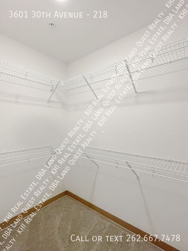 Building Photo - 3601 30th Ave