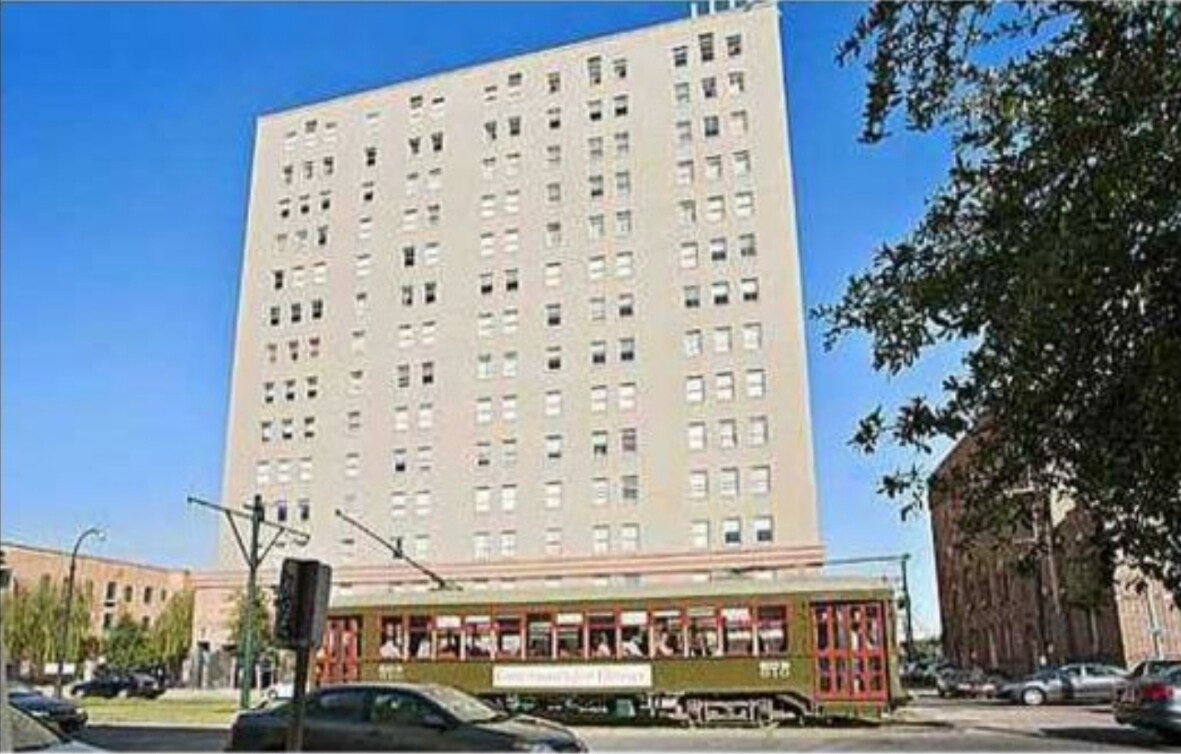 Building Photo - 1205 Saint Charles Ave