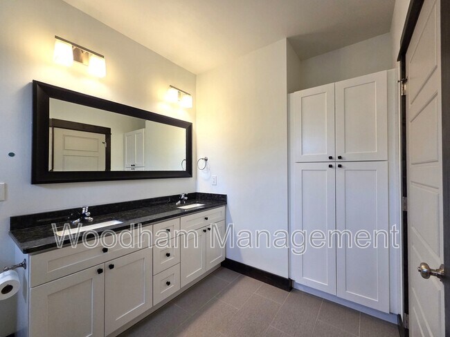 Building Photo - 4423 Ethan Way