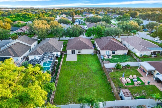 Building Photo - 10613 Little Bend Ln