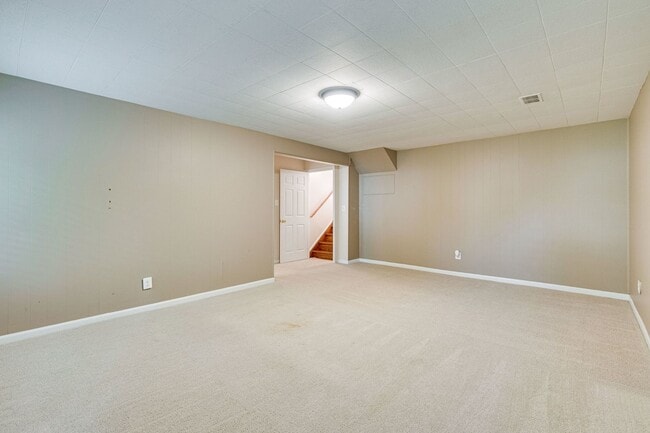 Building Photo - 4228 San Carlos Dr