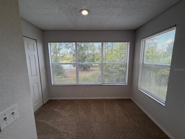 Building Photo - 5164 Conroy Rd