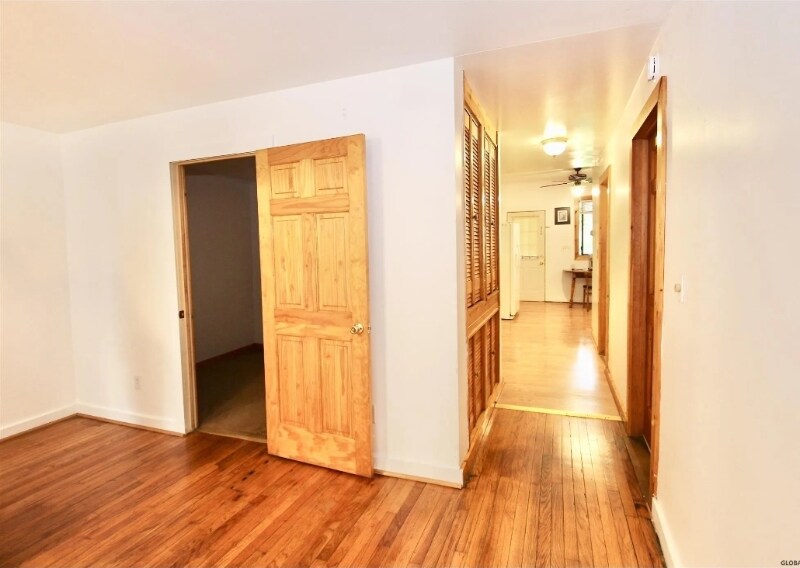 Building Photo - 530 3rd St