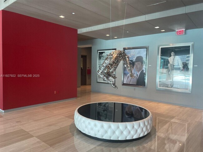 Building Photo - 1080 Brickell Ave