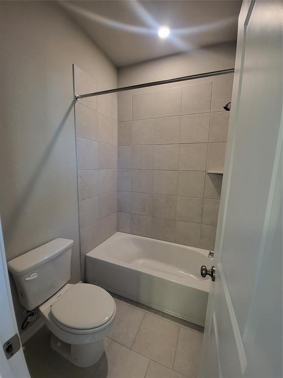 Building Photo - 345 Aqua Spgs Aly