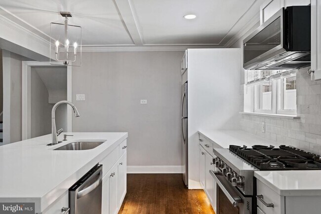 Building Photo - 383 Upper Gulph Rd