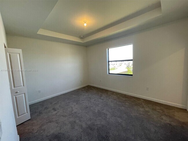 Building Photo - 11845 SW 245 Ter