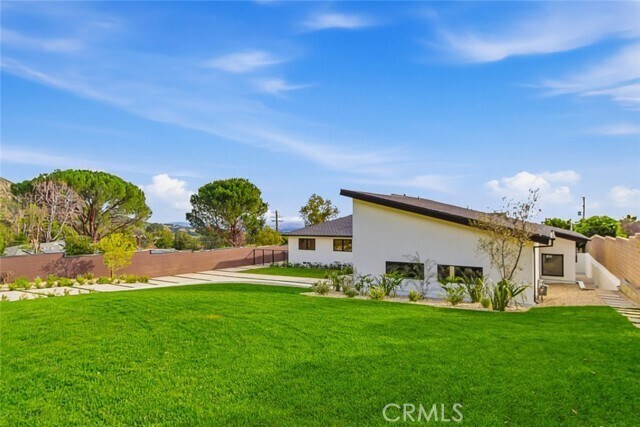 Building Photo - 1764 E Loma Alta Dr